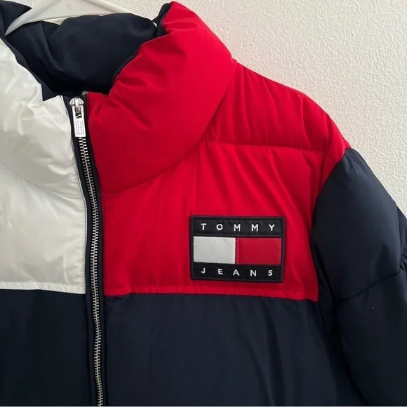 Tommy Hilfiger traveler boxy Puffer coat Jacket XLARGE jacket blue red NWT - Picture 4 of 13